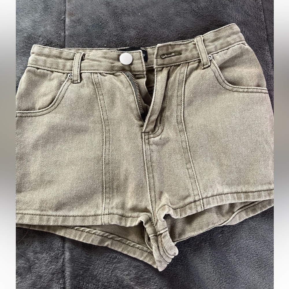 womens shorts